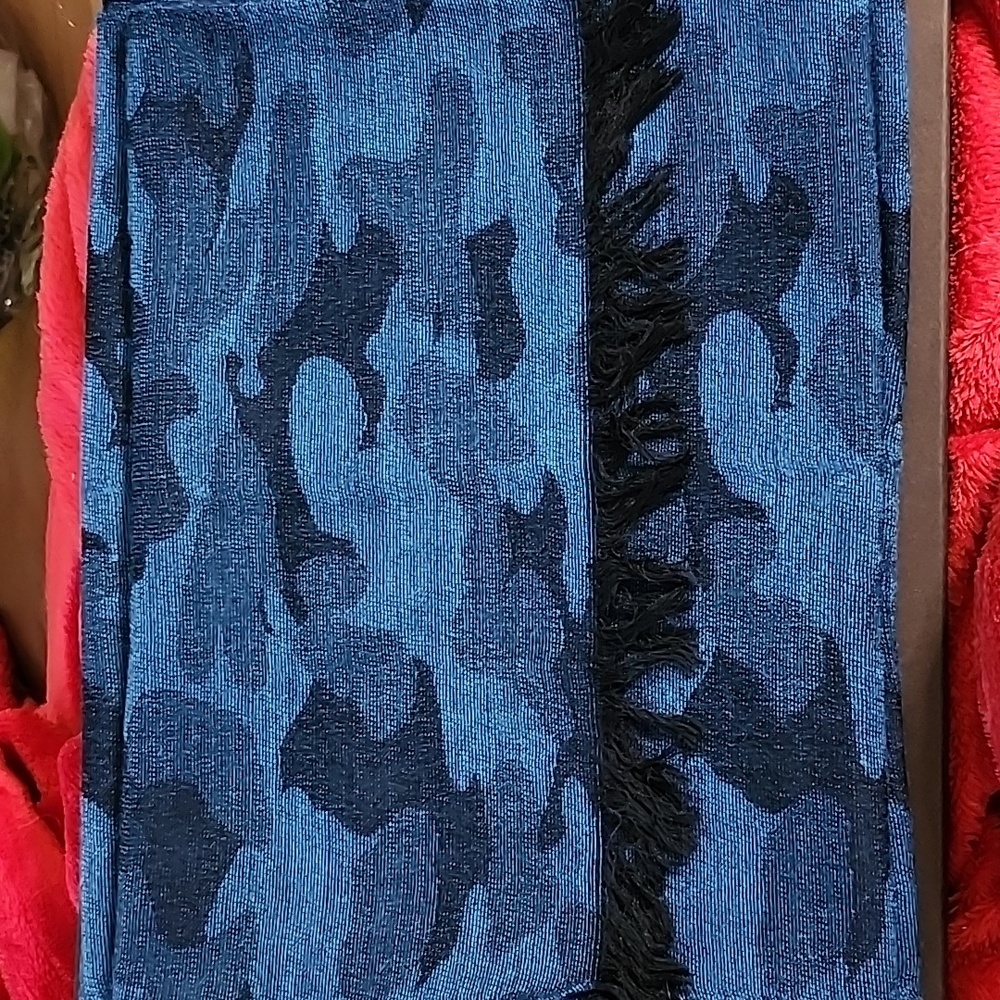 lenoras scarf